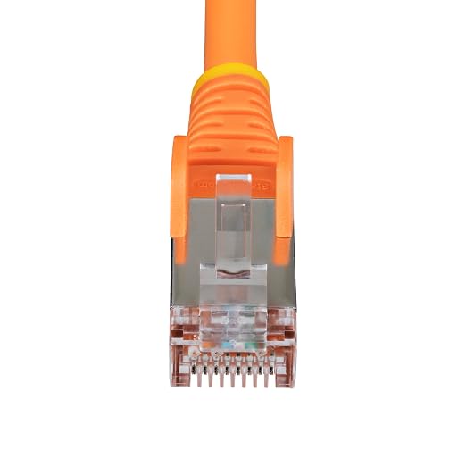 StarTech.com 25ft Orange CAT6a Ethernet Cable, Snagless RJ45, 100W PoE++ - Image 4