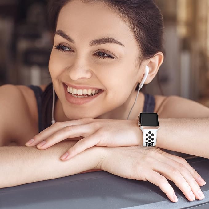 Lerobo Compatible with Apple Watch Band 44mm 45mm 42mm 46mm 49mm, Soft Silicone - Image 3