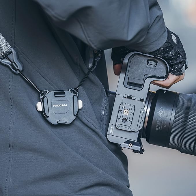 ULANZI F38 Camera Shoulder Strap Mount Quick Release - Image 3