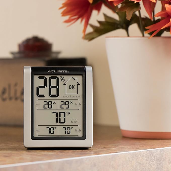 AcuRite Digital Indoor Thermometer and Hygrometer - Image 4