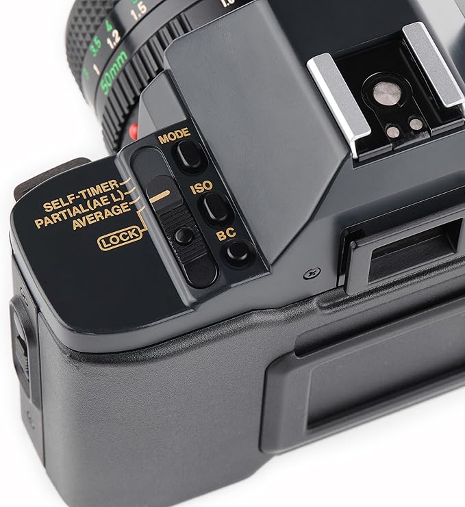 Canon T70 35MM SLR Film Camera kit - Image 5