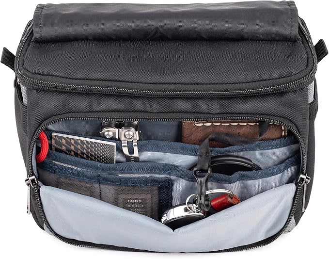 Think Tank Mirrorless Mover 20 Camera Bag Medium/Large - Image 7