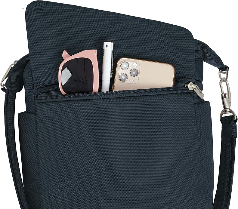 Travelon Anti-Theft Classic Messenger Bag - Image 10