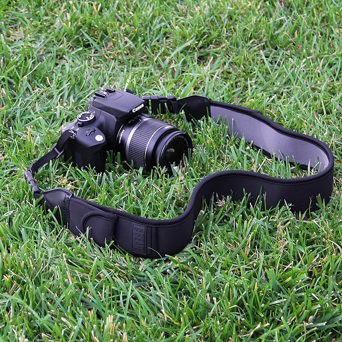 USA Gear TrueSHOT Camera Strap Neoprene Camera Straps - Image 3